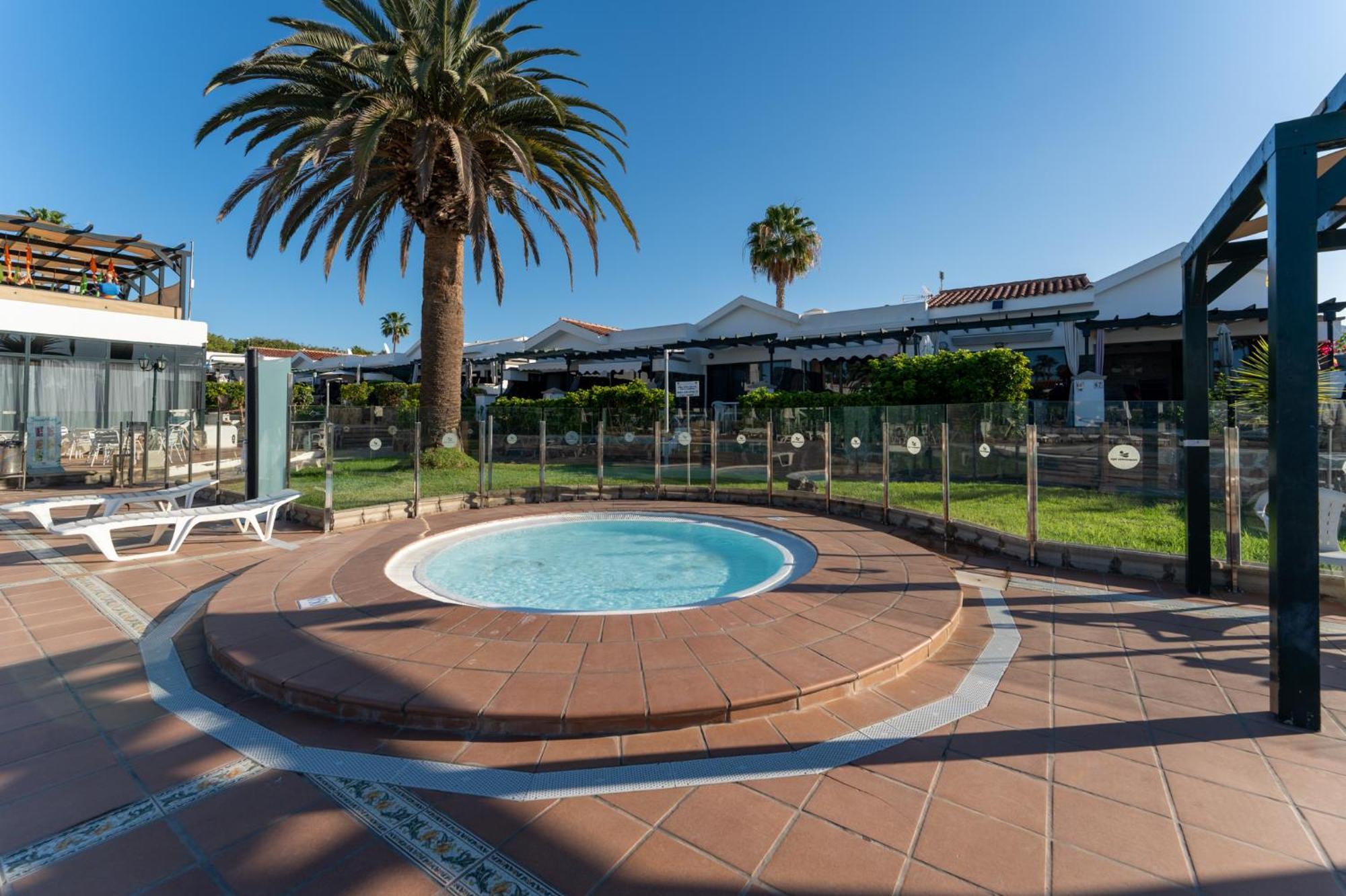Luxury Poolside Holiday Home Maspalomas  Ngoại thất bức ảnh